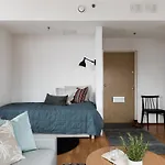 Apartment Sleepwell Itaekeskus, Direct Metro To Center And Bus To Airport Helsinki