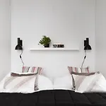 Sleepwell Itaekeskus, Direct Metro To Center And Bus To Airport * Helsinki