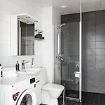 Sleepwell Itaekeskus, Direct Metro To Center And Bus To Airport Apartment *