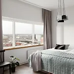 Apartment Sleepwell Itaekeskus, Direct Metro To Center And Bus To Airport