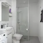 Sleepwell Itaekeskus, Direct Metro To Center And Bus To Airport Apartment Helsinki