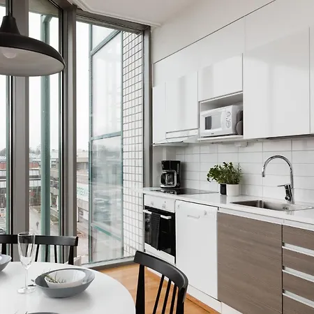 Sleepwell Itaekeskus, Direct Metro To Center And Bus To Airport *