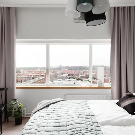 Апартаменты Sleepwell Itaekeskus, Direct Metro To Center And Bus To Airport *