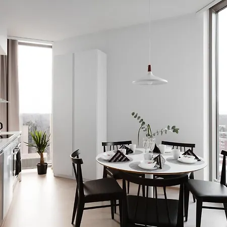 Sleepwell Itaekeskus, Direct Metro To Center And Bus To Airport *