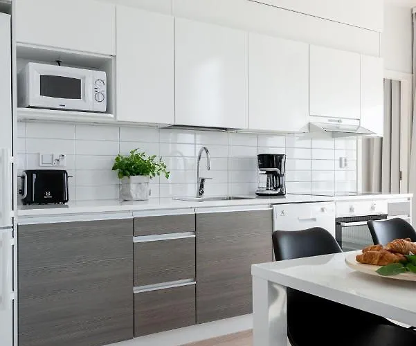 Sleepwell Itaekeskus, Direct Metro To Center And Bus To Airport הלסינקי