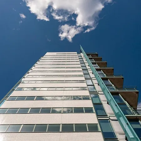 Sleepwell Itaekeskus, Direct Metro To Center And Bus To Airport Apartament *