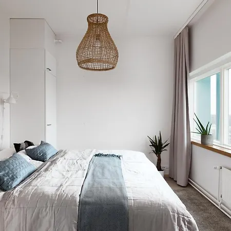 Sleepwell Itaekeskus, Direct Metro To Center And Bus To Airport Helsinki